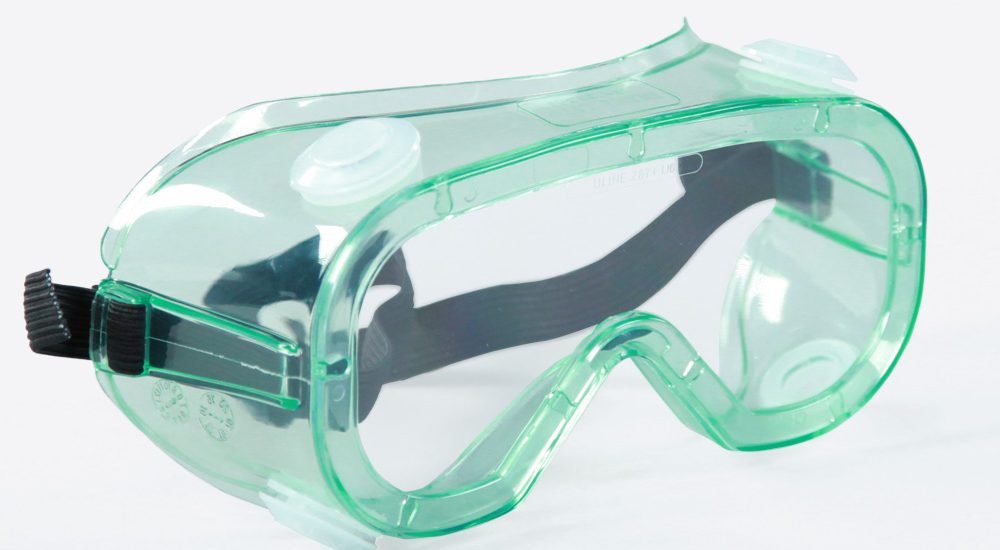Goggles (Closed Side)